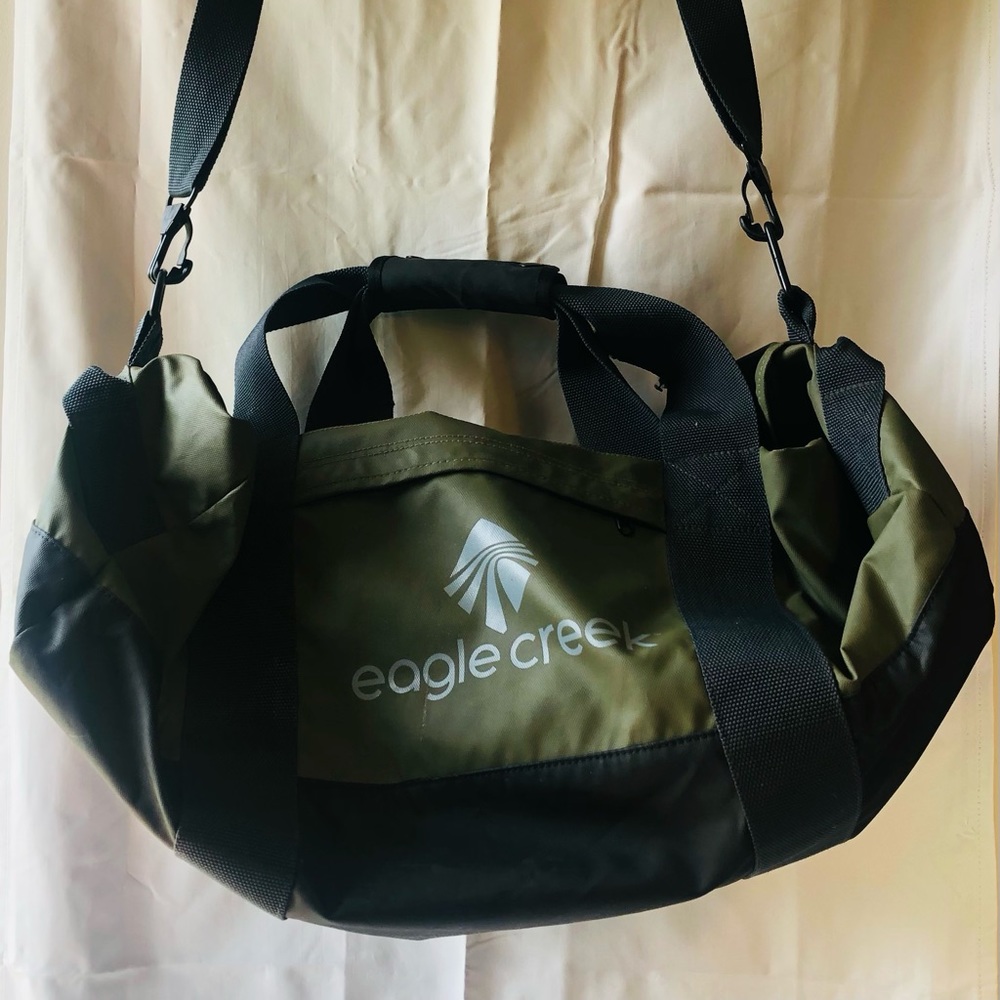 Eagle Creek duffle bag, No Matter What, M, grn/gray, durable, preowned & loved.